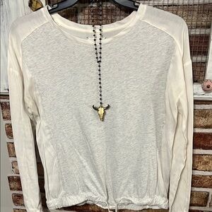 Lou & Grey Cream Long Sleeve Sweatshirt